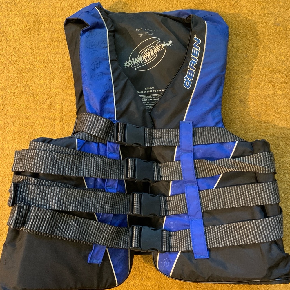 O'Brien Blue and Black Life Vest